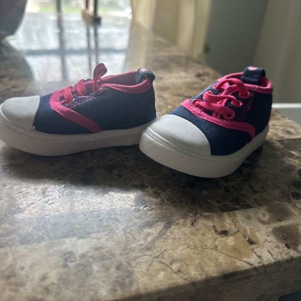Baby shoe